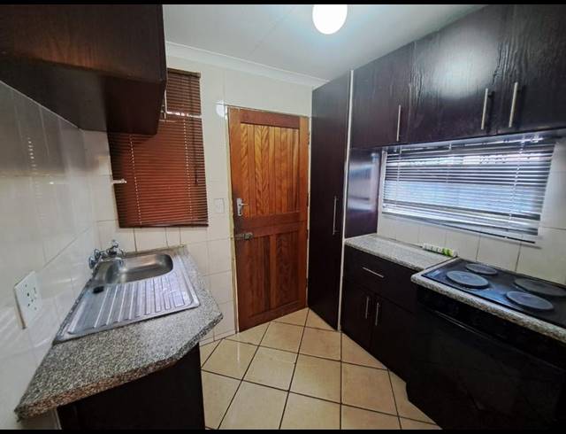 2 BEDROOM HOUSE FOR SALE IN SOSHANGUVE XX